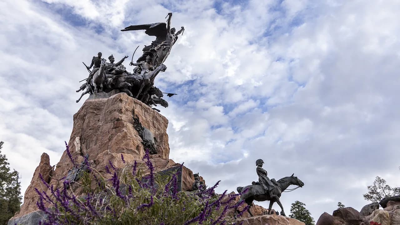 Monumento al Ejército de los Andes en el Cerro de la Gloria, Mendoza